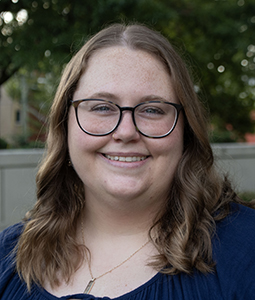Headshot of Kate Snelson