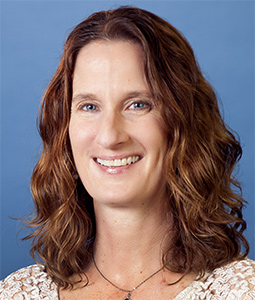 head shot of Rebecca Carney